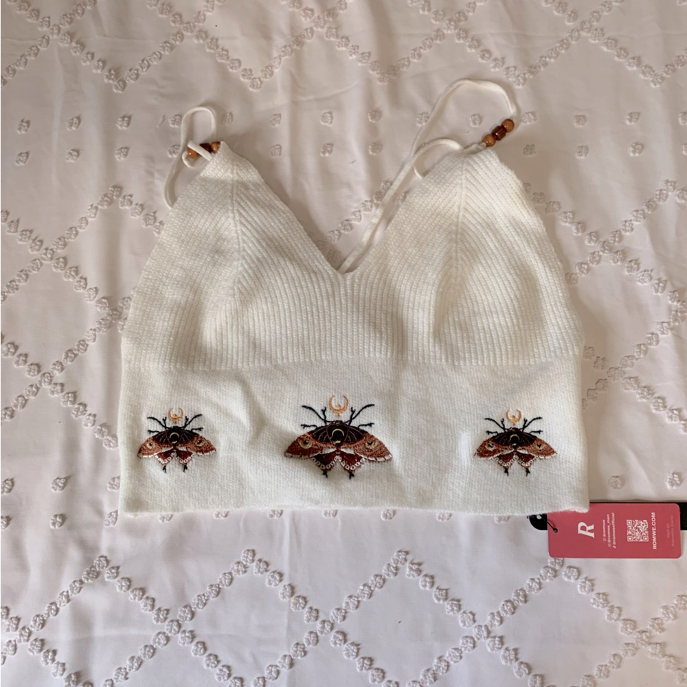ROMWE Lunar Moth Knitted Halter Top